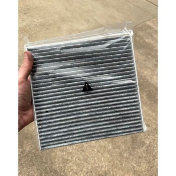 Cabin Air Filter with Activated Carbon - Picture 3 of 3